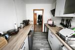 moderne 3 Zi. DG (2. OG) Wohnung mit Balkon und KFZ-Stellplatz - Etagenwohnung Uehlfeld | Angebot:26704502