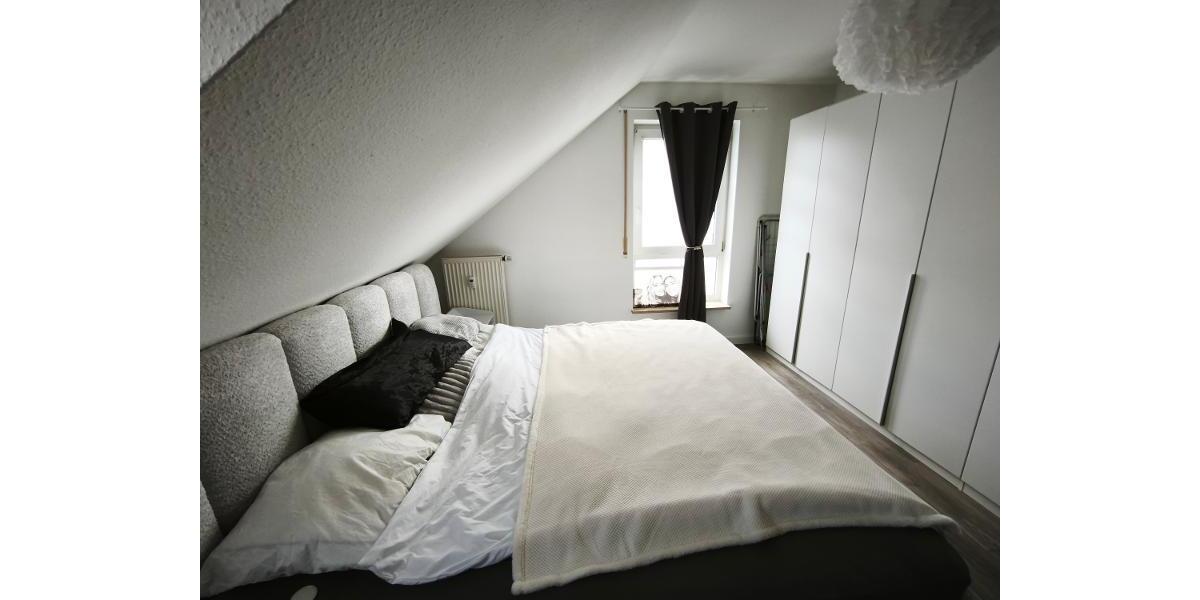 Schlafzimmer Bild 2
