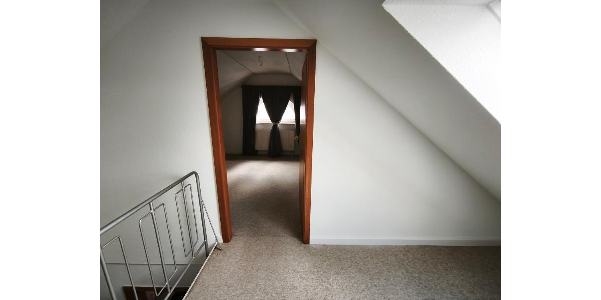 Ausgebauter Spitzboden - Vorraum Bild 1
