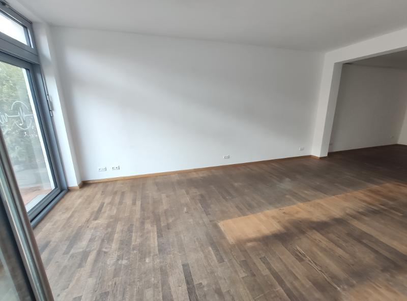 Warten / Empfang + Bar Bild 2