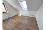 3 Zi. Wohnung im DG (1.OG) mit Balkon und Carport - Etagenwohnung Pommersfelden | Angebot:27230171